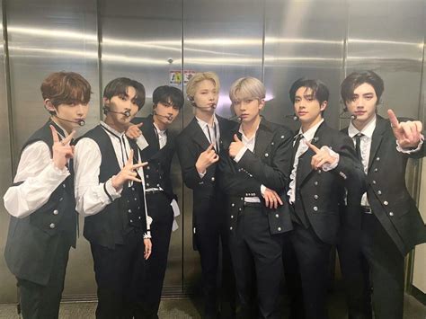 Enhypen first twitter post link. .  ...