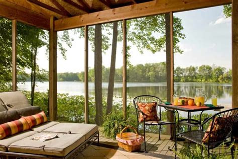 Enjoy A Weekend Getaway On The Water In Lovely …