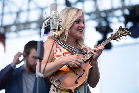 Enjoy The Music Of The Queen Of Bluegrass! Here Are The …