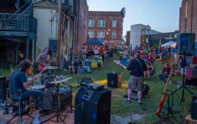 Enjoy music and more at Alton's 'Night Market' Thursdays this summer
