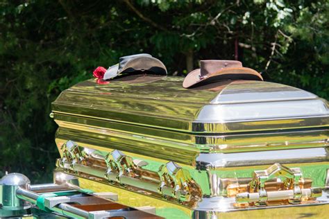 ENLOE MORTUARY offers customized funeral services. Contact