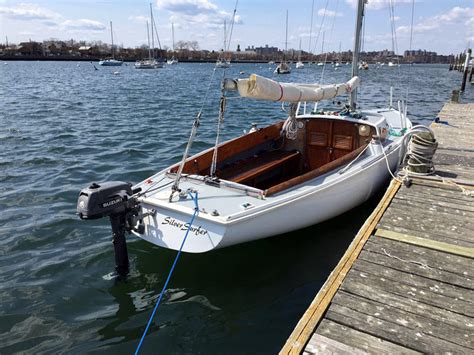1982 Ensign 22 for sale. Used 1982 Ensign 22 for sale is located in East Hampton ( New York, United States of America ). This vessel was designed and built by the Ensign shipyard in 1982. Key features 1982 Ensign 22: length 6.71 meters, beam 2.13 meters and max boat draft 0.91 meters. Hull key features 1982 Ensign 22: hull material - fiberglass ...