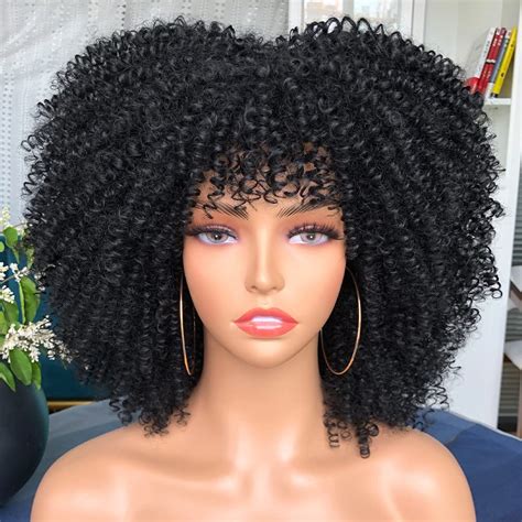 Entdecken Sie stylische kurze Afro-Perücken aus Großbritannien für einen unwiderstehlichen Look