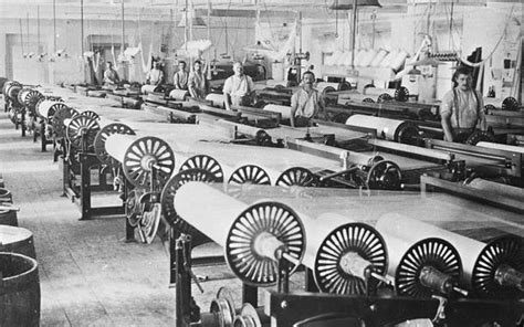 Entwicklung der kaiserslauterer textilindustrie seit dem 18. - Enjuiciamiento a la política agraria y cafetera.