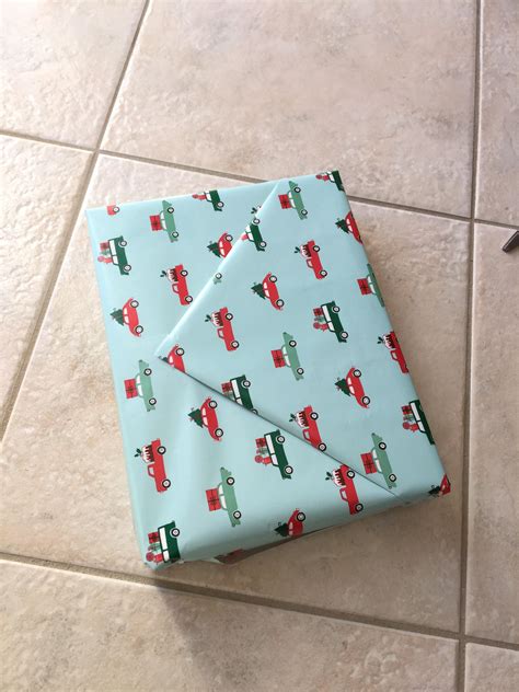 Envelope Style Gift Wrapping