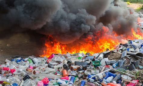 Environmental Effects of Burning Garbage - Garbage …