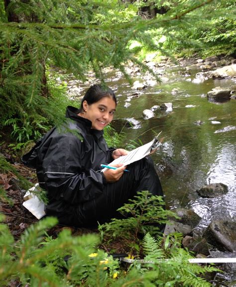 The SOARE Program includes two Internships: Internship 1) Summer Opportunities in Agricultural Research and the Environment (SOARE) at The Universit ... read more. • Summer Research Experiences for Undergraduates in Estuarine Science. . 