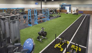 Eos 59th. Join EōS Today Starting at $9.99. EōS Fitness Glendale – 83rd Ave / W Camelback Rd is your haven for serious fitness. Finally, you’ve found a fitness center near you in Glendale, AZ that offers a high-energy environment, tons of fitness equipment, dumbbells that go up to 150 lbs., cutting-edge machines and amenities designed to get you ... 