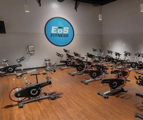 Sep 27, 2017 · EOS Fitness Membership Fees. A 7 day free trial is offered to those who want to try the EOS Fitness facilities. After that, it’s just $9.95 per month if members want the basic package. There are multiple membership packages available, each with its own set of features and workout access. The higher the plan cost, the more of the gym the ... . 