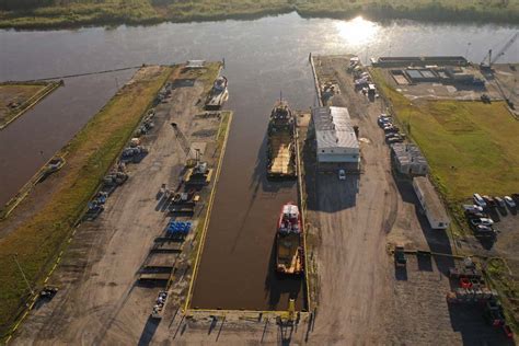 A B Dock Services Heliport (32LA) in Cameron, Louisiana Inf