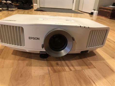 Epson PowerLite 4100 - Projector Reviews