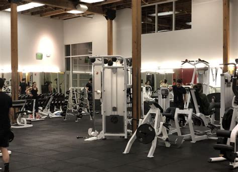 Equinox palo alto. Jan 6, 2019 · I’ve had some friends ask me how I afford a membership so I thought I’d share some tips and tricks on scoring an Equinox discount. 1. Sign up during a promotion. Equinox runs specials in the winter (around late January, early February) which coincide perfectly with New Years’ Resolution time. 