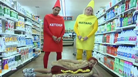 Eric Andre - Hot Dog - YouTube