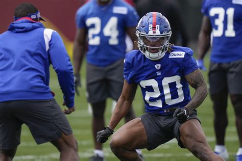 Eric Gray provides more options in Giants backfield with or without Saquon Barkley