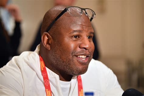 Eric be enemy. Eric Bieniemy has agreed in principle on a multi-year deal that will make him assistant head coach/offensive coordinator, a source tells PFT. Bieniemy had a two-day interview with the Commanders before agreeing to leave Kansas City after five seasons as the Chiefs’ offensive coordinator. Bieniemy will call the plays in Washington, something ... 