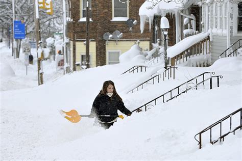 Erie pa snow. By the time snow stops, 30-40 inches of fresh snow could blanket parts of upstate New York. The first flakes of the season are also possible for Washington, D.C., New York and Philadelphia. 