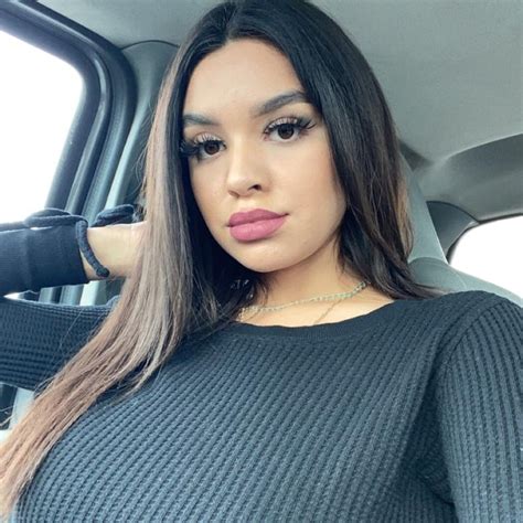 TikTok video from Erikamdiaz (@_erikamdiaz): "it makes my day 100x better bc its cute and nerdy haha". going to class just so you can drink out of your super cute water jug and pretend to retain everything the joke is on you. icarly - Kate. 6.9K Likes, 69 Comments. . 