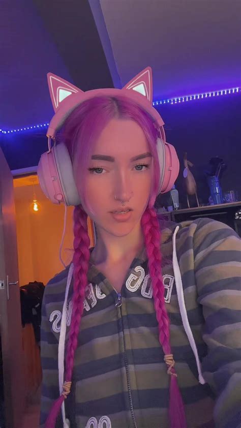 Erinmxddie Onlyfans Leak [HD] 🍑