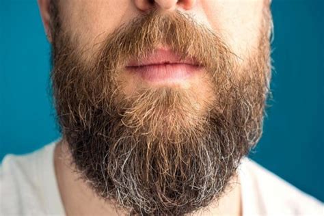 Erkeklerde sakal neden beyazlar