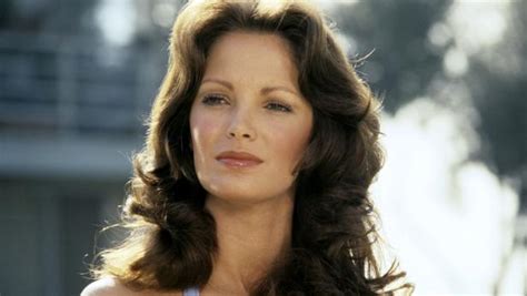 Erleben Sie die Eleganz mit Jaclyn Smith Perücken