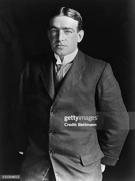 Ernest Shackleton Photos and Premium High Res Pictures - Getty …