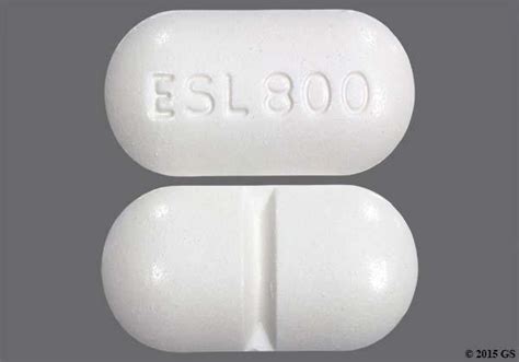 Es pill white. Hydrocodone Bitartrate and Acetaminophen Tablets, USP, 5 mg/500 mg are supplied as white to off white, scored, oblong biconvex tablets, debossed “IP” bisect “111” on obverse and plain on reverse. They are available as follows: Bottles of 8: NDC 21695-269-08. Bottles of 10: NDC 21695-269-10. 