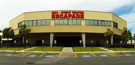 Escapade 2001 photos. The manager of Escapade 2001 claims the club's dance floor is "one of the largest in the metroplex"-- beaten only by a dance floor in an old gutted Walmart. The dance floor, located in the middle ... 