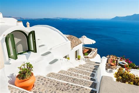 Escape To Santorini