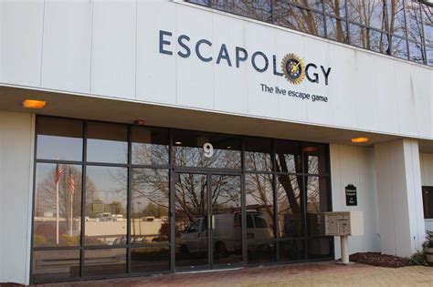 Escapology Escape Room Game - Trumbull: F