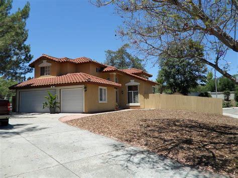 Escondido homes for rent. House. Request a tour. (760) 330-6555. Cheap House for Rent for sale in Escondido, CA: Welcome to 390 Roundtree Glen, Escondido, CA 92025 – a delightful residence available for lease! This charming Townhome offers a perfect blend of comfort and style, situated in a peaceful neighb. $2,450/mo. 2 beds 1 bath 905 sq ft. 