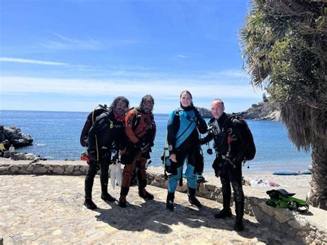 Escuela de buceo en Granada - Different Scuba Diving