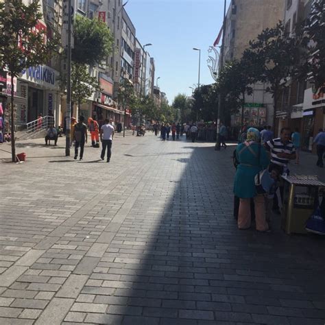 veodersti.rgarabwor.edu.pl. 