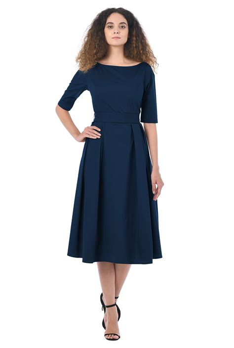 Eshakti dresses. eshakti are an online women's fashion company that offers fully customizable apparel in sizes 0-36W. They have a wide range of products from dresses to denim in a range of … 