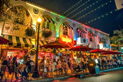 Española Way, Miami Beach: The Complete Guide