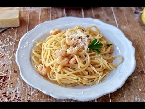 Espaguetis con gamba Scampi RECETA DE PASTA para los ... - YouTube