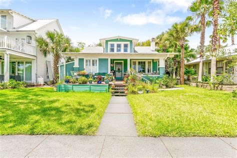 Estate sales st augustine. Homes for sale in Uptown, St. Augustine, FL have a median listing home price of $899,000. There are 12 active homes for sale in Uptown, St. Augustine, FL, which spend an average of 110 days on the ... 