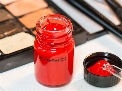 27 ago 2019 ... ... target. Estée Lauder reported net sales of $14.86 billion this quarter, a 9% increase from last year's net sales, according to the company.. 