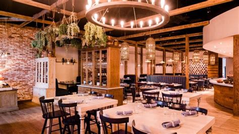 Estella boston. Estella is a modern American Restaurant in Boston is open 11AM to 2AM serving breakfast, lunch, dinner and a late night menu. Featuring live entertainment. Host your next private event at Estella. 