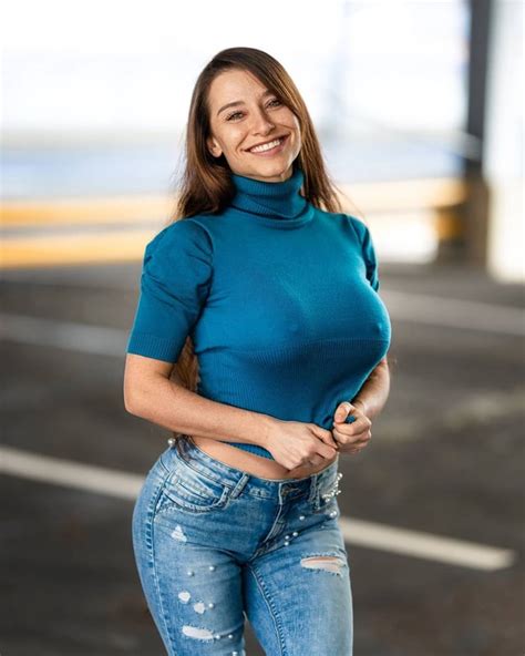 Hi I'm Estephania, the little sweet girl from Franconia :) most of the day I laugh, but if you already know me from Instagram, you know that :))) I love sports, to explore the world and I'm up for ... . Estephania ha