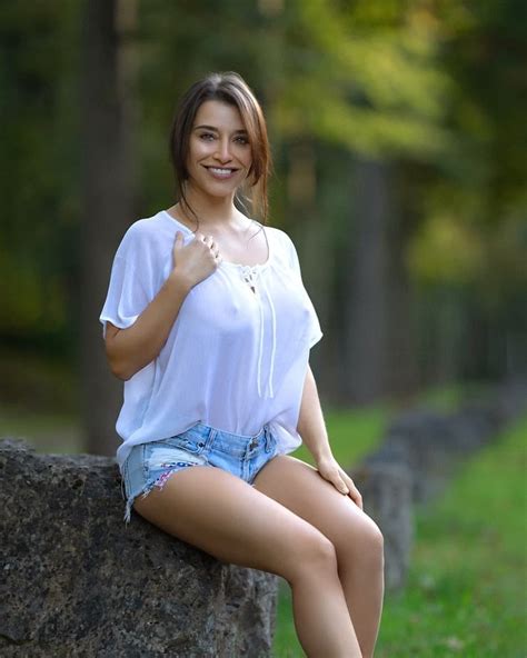 Hi I'm Estephania, the little sweet girl from Franconia :) most of the day I laugh, but if you already know me from Instagram, you know that :))) I love sports, to explore the world and I'm up for ...