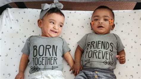 Estos hermanos canadienses nacieron cuatro meses antes de tiempo: tienen el récord de los gemelos más prematuros del mundo