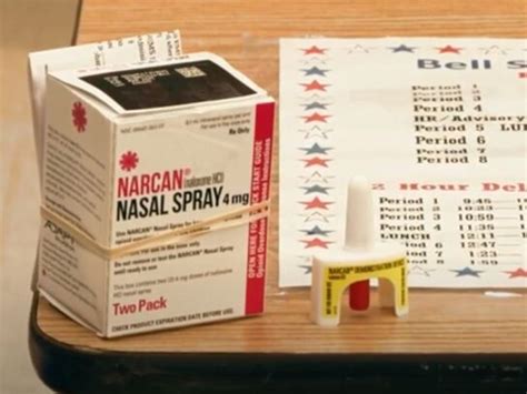 Estudiantes del condado Montgomery podrán llevar Narcan a la escuela ante aumento de sobredosis