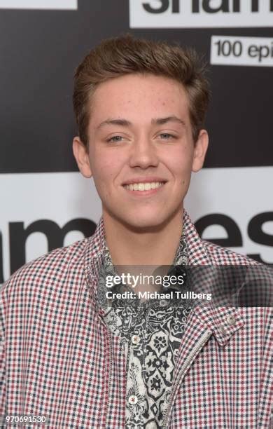 Ethan Cutkosky In 2018; Gay, Dating, Net Worth