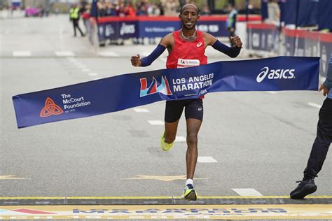 Ethiopia’s Jemal Yimer wins Los Angeles Marathon