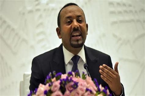 Ethiopia’s PM announces outreach to rebel group in Oromia