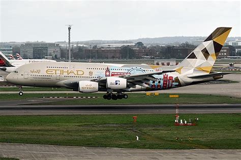 Etihad Airways Wikipedia. 