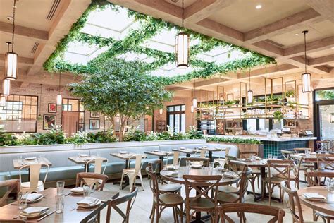 Etta scottsdale. May 30, 2021. SP File Photo. T he team behind Maple & Ash is opening a new restaurant in Scottsdale: etta. Slated to open this fall at the Scottsdale Quarter, the Chicago-based restaurant will be the second concept in Scottsdale from hospitality group What If … 