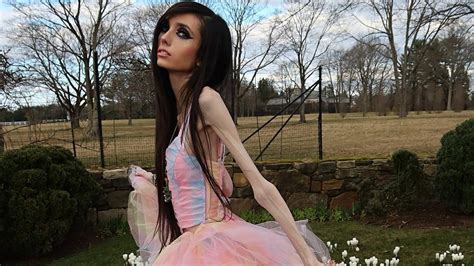 #eugeniacooney Eugenia Cooney has faced criticism for promoting eating disorders among her viewers, especially young fans. Concerns about her health, mental .... 