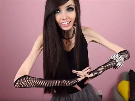 May 4, 2024 · "Eugenia Cooney before" is a sea