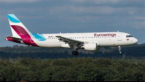 Eurowings flight EW584 - Flightradar24